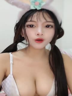 02年巨乳大胸妹_:哥哥们可以约我,可以空降。当女神脱下内裤我就知道大戏来了,会喷水会娇喘
