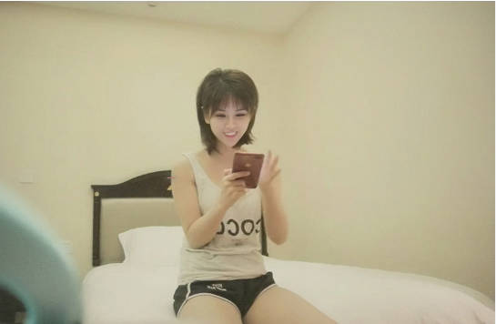 短发女神小美女清秀可人,连开两炮,娇小玲珑任意把玩,各种姿势玩得飞起
